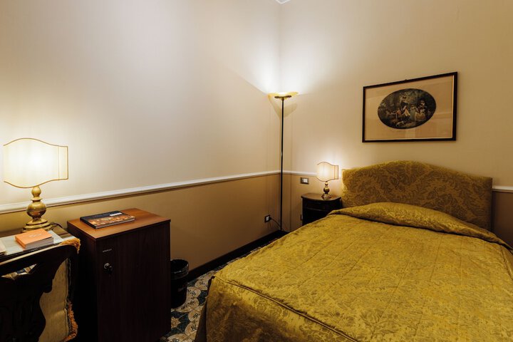 Room 35 of 75