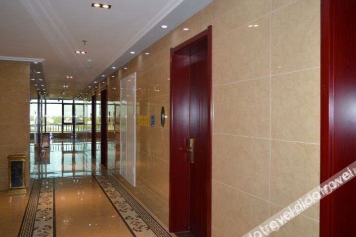 Hotel Interior 8 of 22