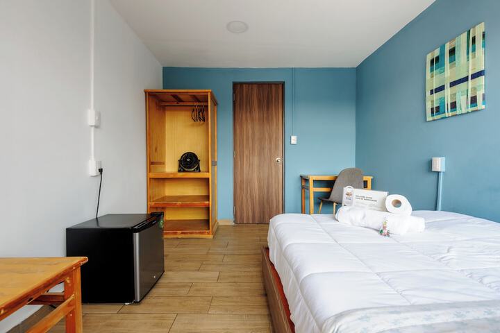 Room 8 of 35