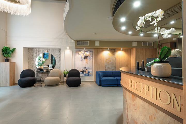Hotel Interior 14 of 95