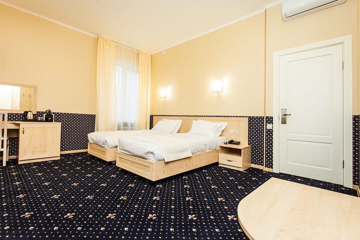 Room 14 of 89