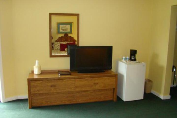 Photo of Happy Trails Motel Okemo Valley Ludlow (Vermont)