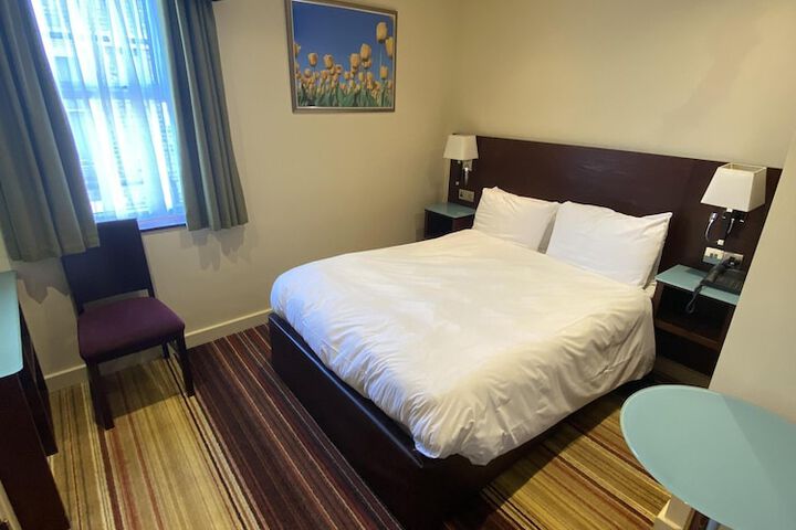 Room 18 of 70