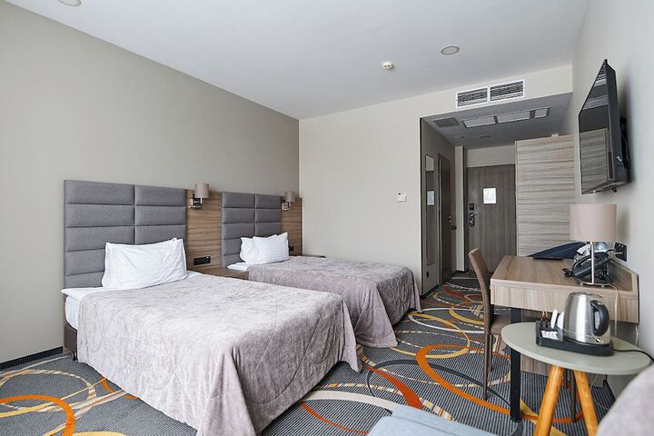 Room 29 of 124
