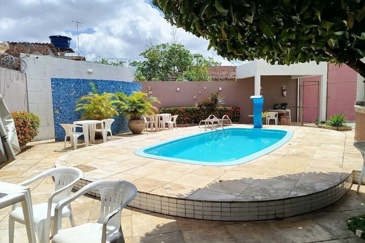 Pool 26 of 32
