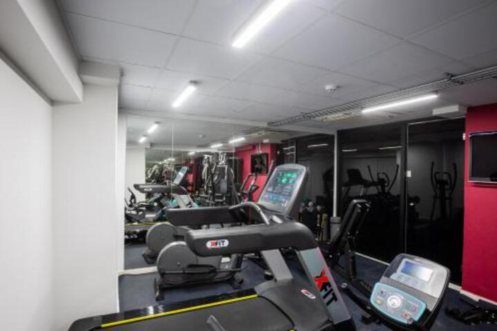 Health and Fitness 5 of 38