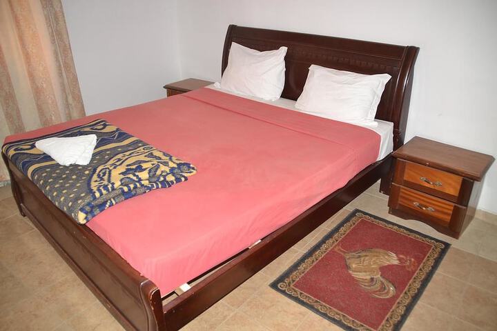 Room 25 of 109