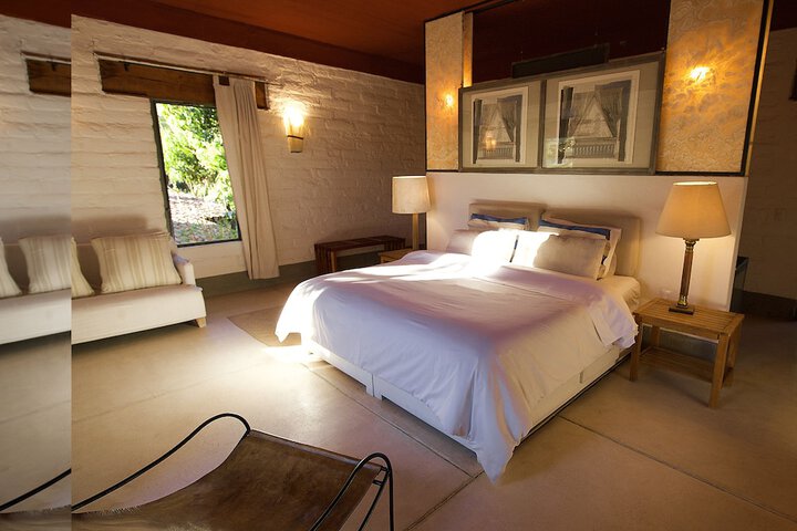 Room 3 of 46