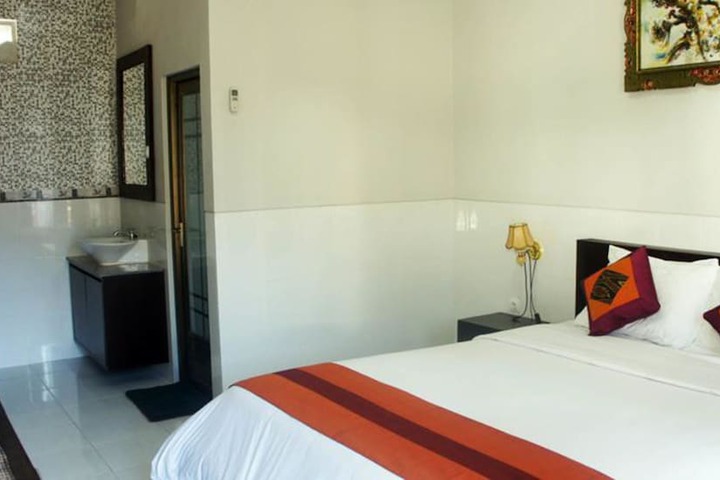 Room 9 of 41