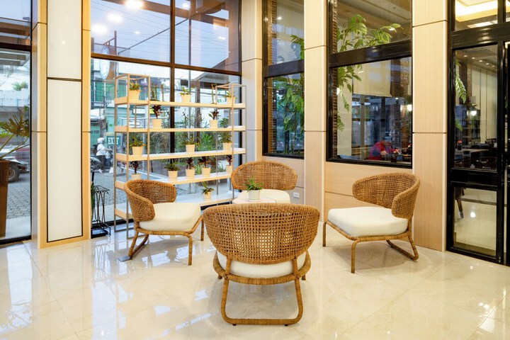 Hotel Interior 9 of 74