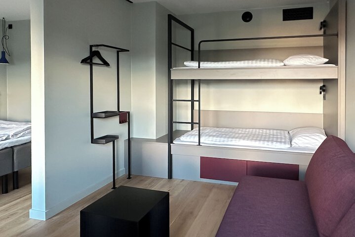 Room 11 of 57