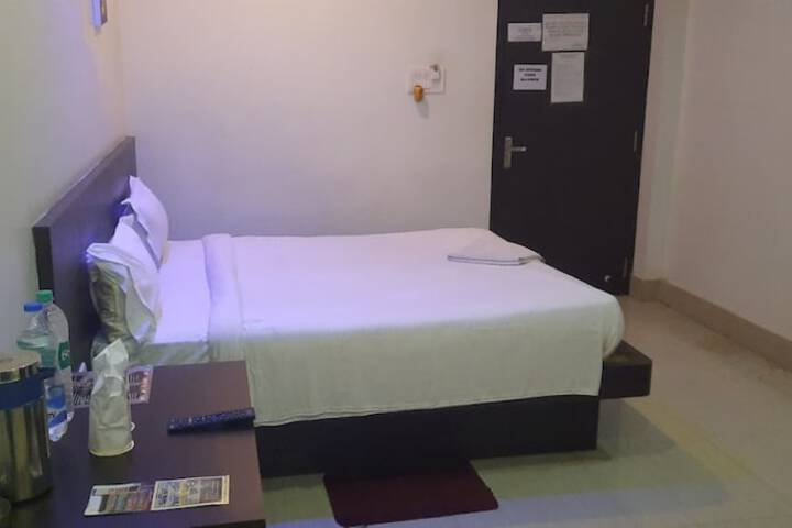 Room 7 of 23