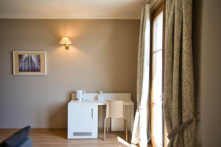 Room 35 of 86