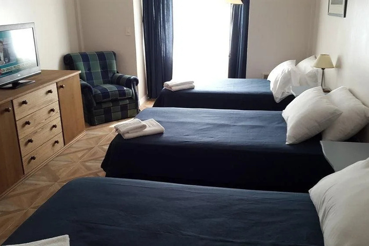 Room 2 of 13
