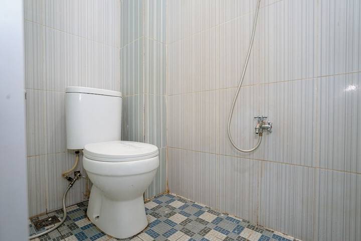 Room 18 of 27