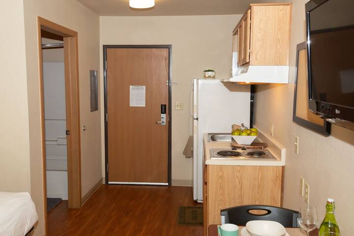 Room 3 of 17