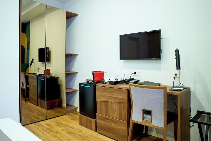 Room 15 of 75