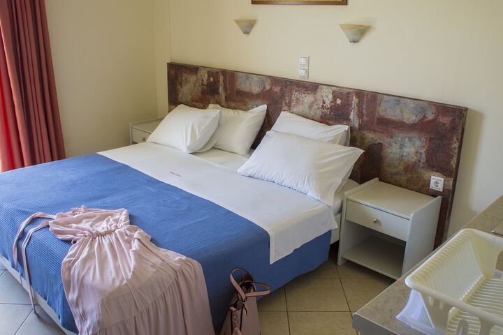 Room 15 of 74