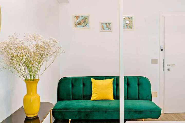 Room 15 of 28