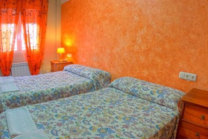 Room 8 of 21