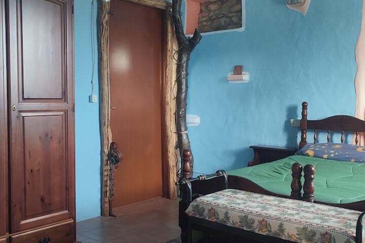 Room 8 of 69