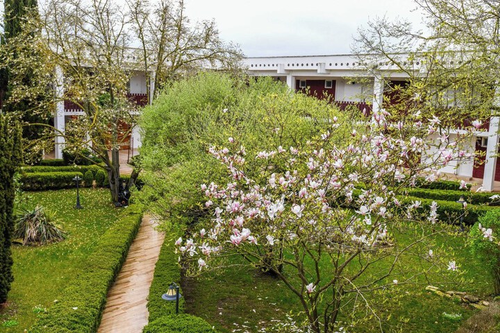 Hotel Exterior 54 of 56