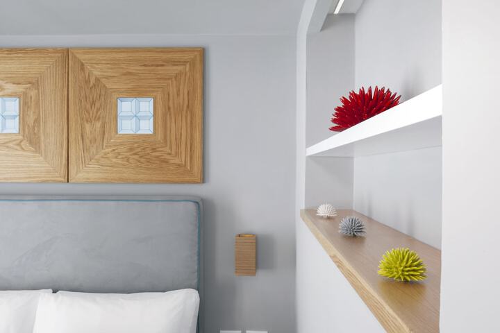 Room 4 of 53