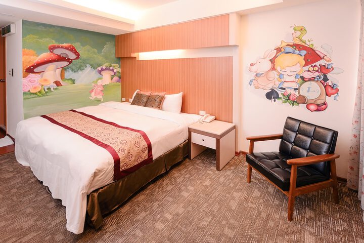 Room 25 of 60