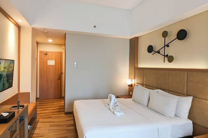 Room 5 of 64