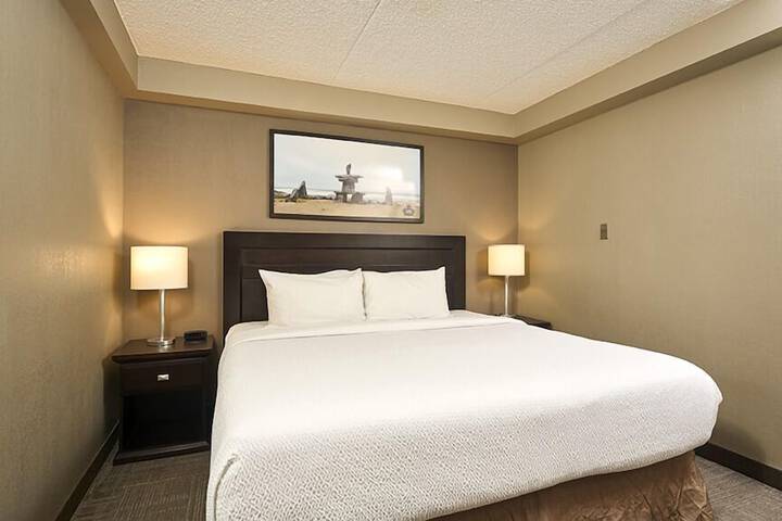 Room 10 of 56