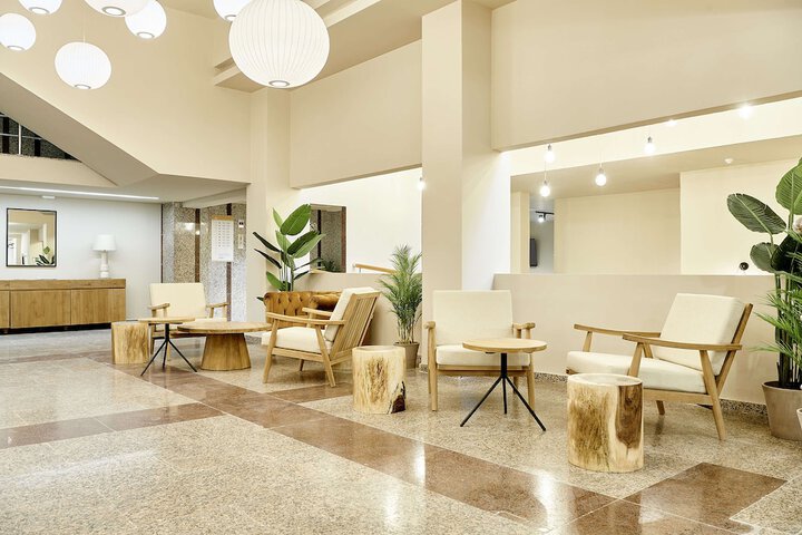 Hotel Interior 5 of 79