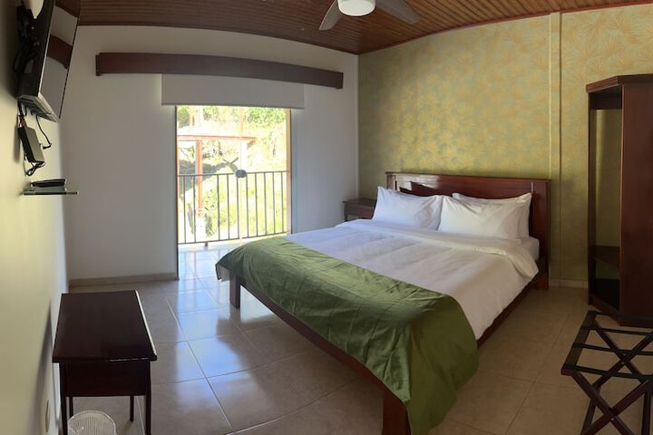 Room 38 of 53