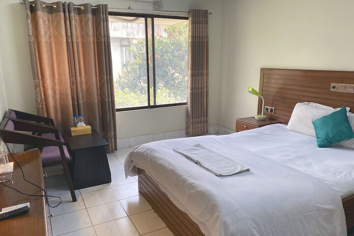 Room 2 of 15