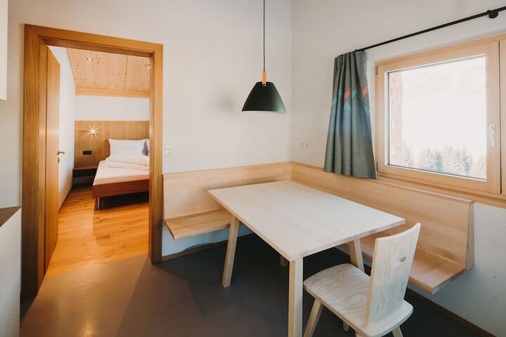 Room 51 of 117
