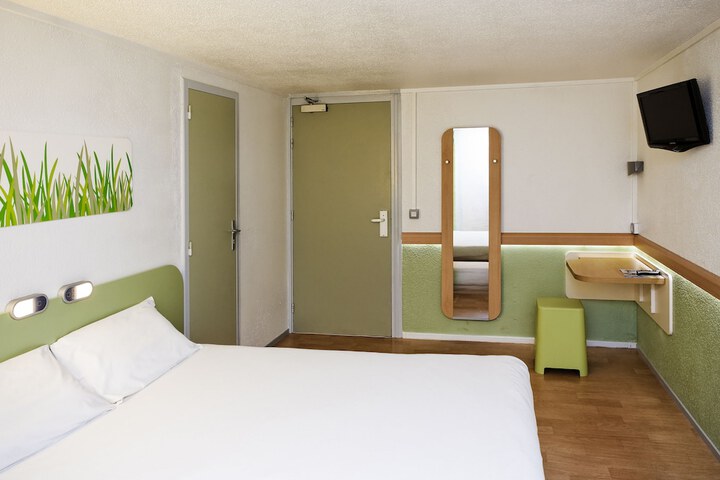 Room 14 of 70