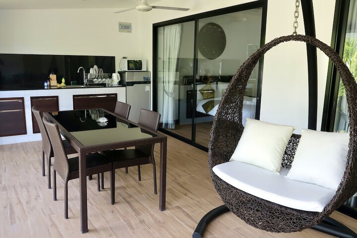 Room 42 of 98