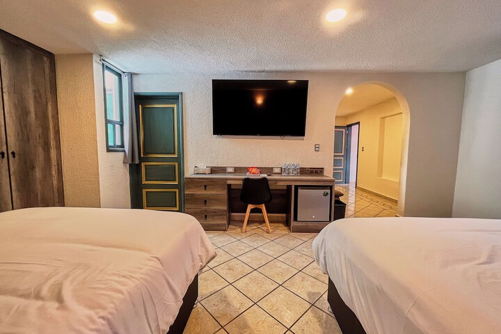 Room 13 of 50