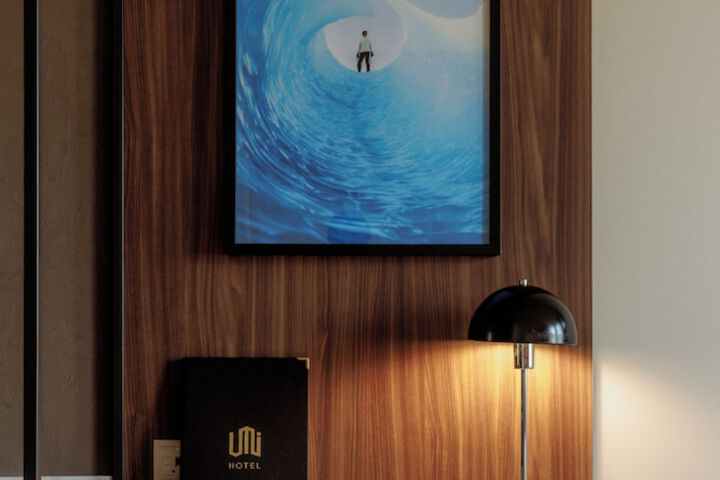 Room 14 of 103