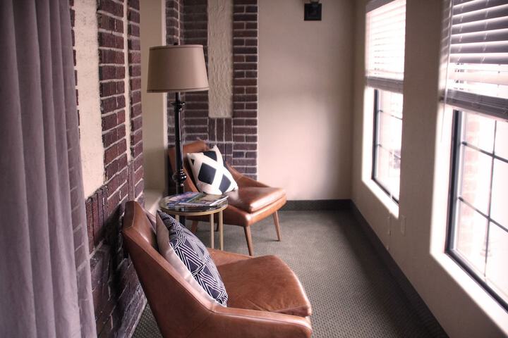 Room 11 of 24
