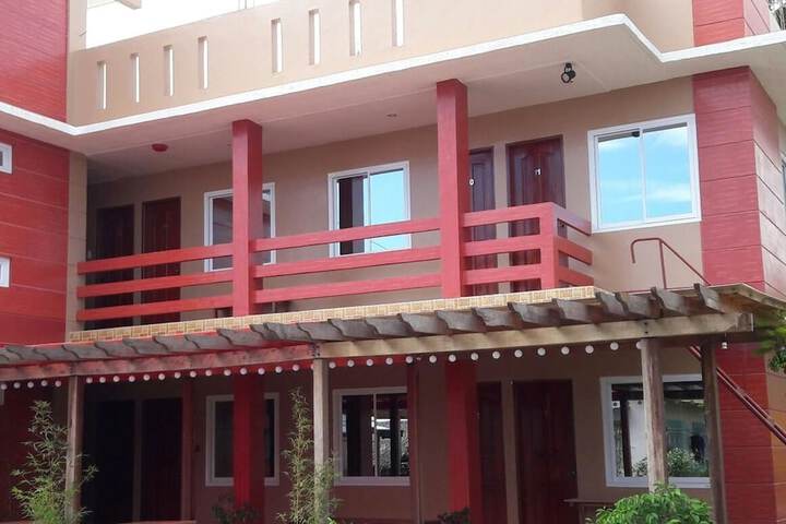 Hotel 8 of 9