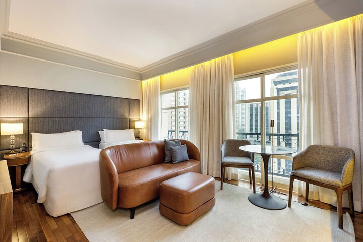 Room 40 of 82