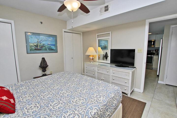 Room 2 of 57