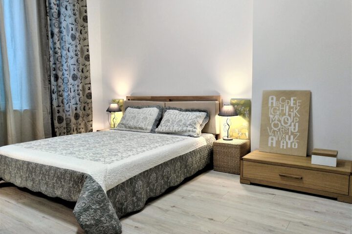 Room 2 of 29