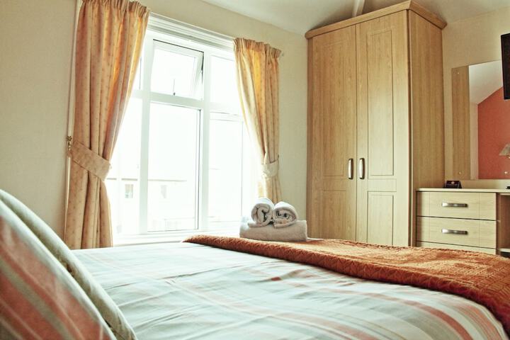 Room 15 of 44