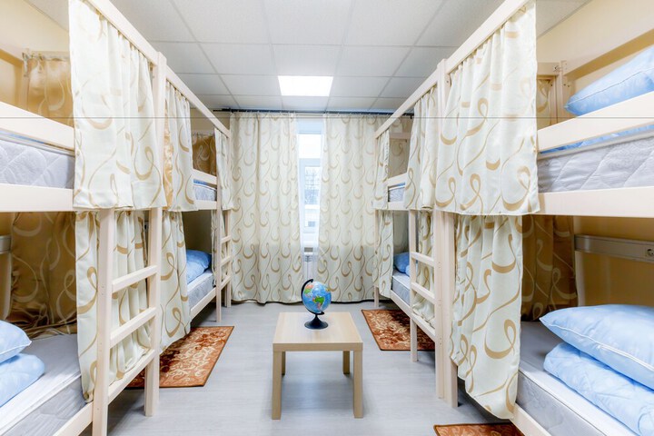 Room 14 of 16