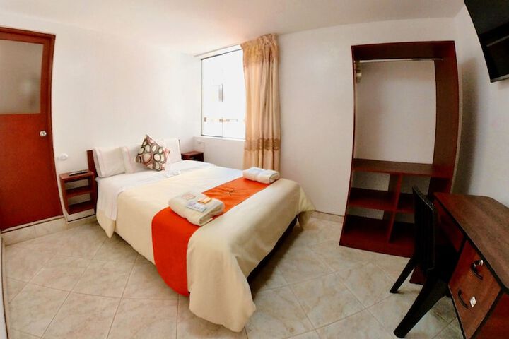 Room 18 of 65