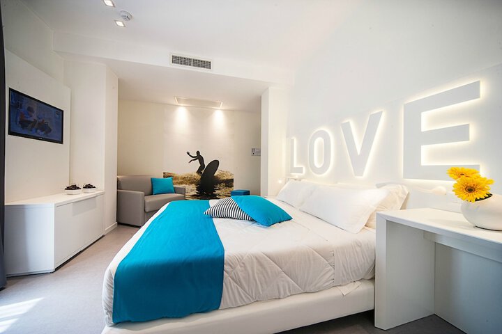 Room 13 of 57