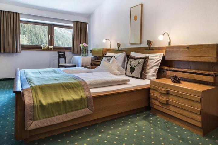 General 72 of 79