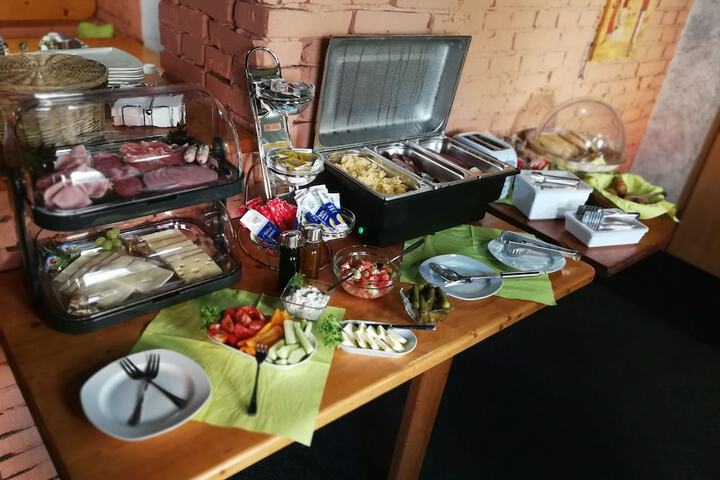Breakfast/Coffee Service 63 of 84