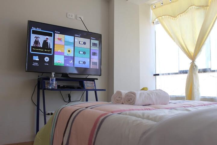 Room 6 of 18